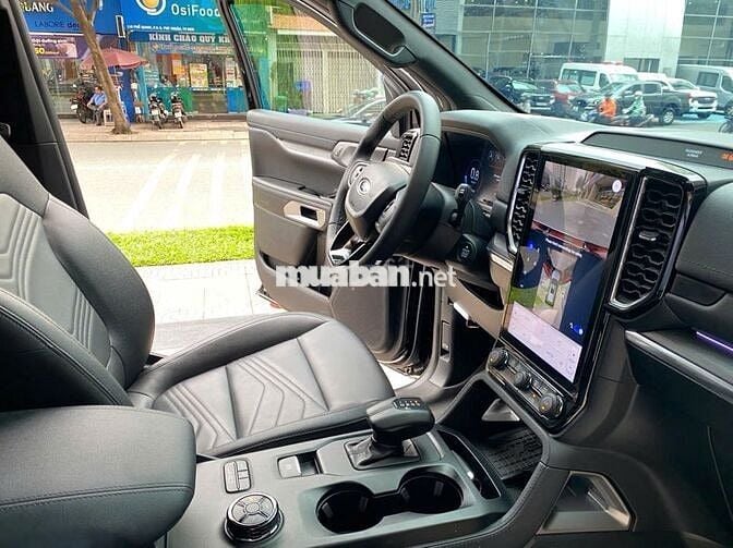 Ford Everest Titanium 2024 - 11500 km