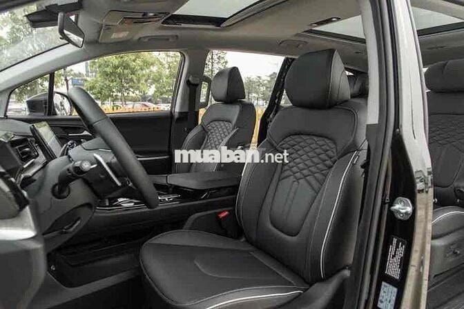 Hyundai Custin 2024 Đặc Biệt 1.5T - 18000 km