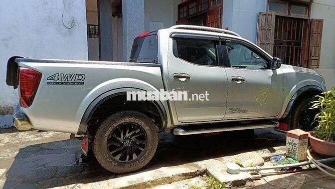 2016 NP300 VL 4x4 AT - 220000 km