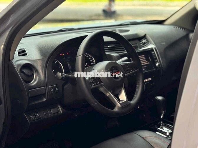 NISSAN NAVARA PRO4x 2023 Đăng ký lần đầu 2024