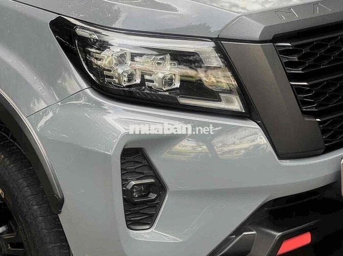 NISSAN NAVARA PRO4x 2023 Đăng ký lần đầu 2024