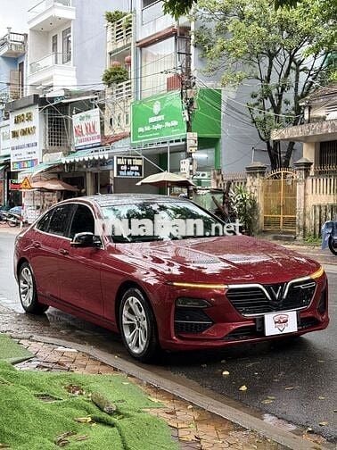 VinFast Lux A2.0 2021 Plus 2.0 AT - 40000 km - Đỏ