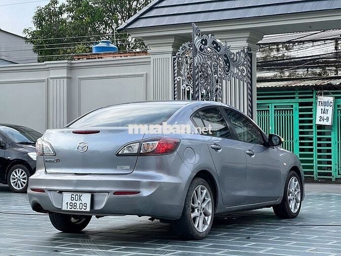 Mazda 3s 2014 1.6AT số tự động giá rẻ xe rộng rãi