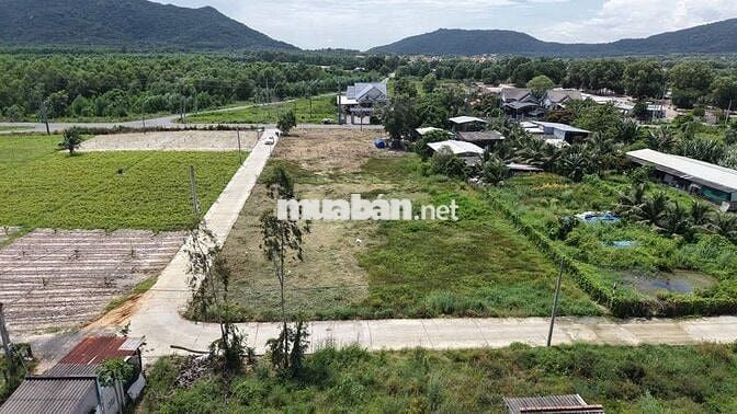 Lô Siêu VIP Cách Biển 5km - DT 151m2 FULL Thổ Cư - Giá Chỉ Từ 8tr6/m2