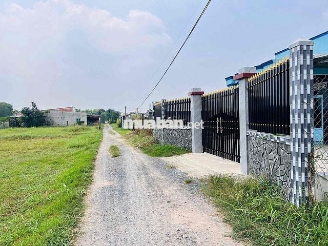 ĐẤT Ngộp Đức Hoà Sát CÔNG VIÊN VÕ VĂN TẦN