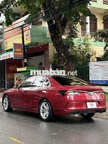 VinFast Lux A2.0 2021 Plus 2.0 AT - 40000 km - Đỏ