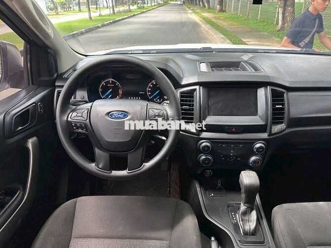 Ford Ranger 2020 XLS 2.2L 4x2 AT nhập Thái
