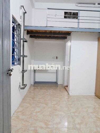 phòng GÁC XÉP nhà SỐ 19 ngõ 420 KIM GIANG, HOÀNG MAI. GIÁ  3tr1. Tầng