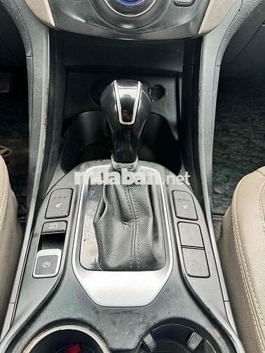 Hyundai Santafe 2.4 4WD 2016