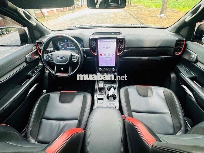 FORD RAPTOR 2023 lướt 26.000km - Thương lượng