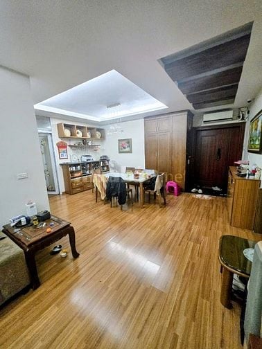 Bán căn hộ Chung Cư Lạc Trung, HBT