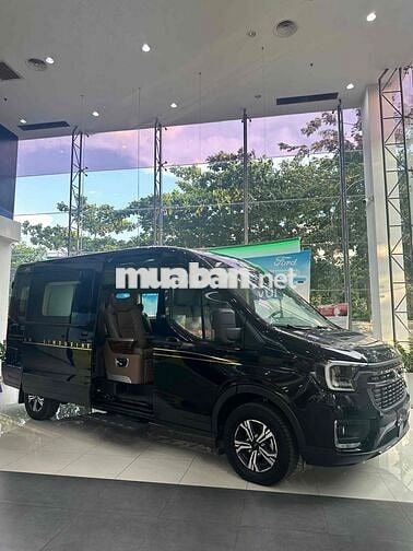 Ford Transit 2025, chỉ từ 250tr nhận xe
