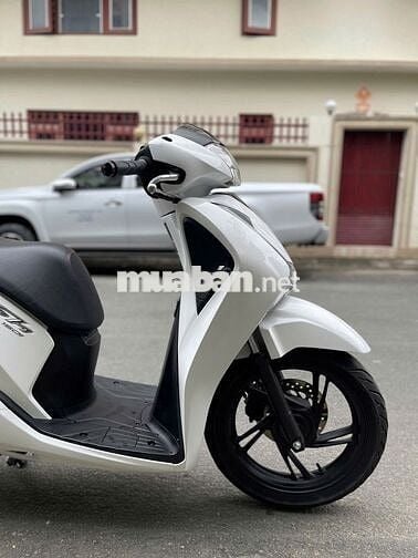 SH 150 CBS 2017 TRẮNG THỂ THAO