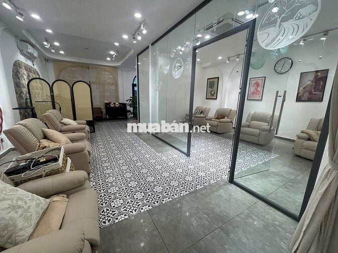 CHO THUÊ MẶT BẰNG 2 TẦNG KINH DOANH + VĂN PHÒNG 256m2 TRUNG TÂM QUẬN 1