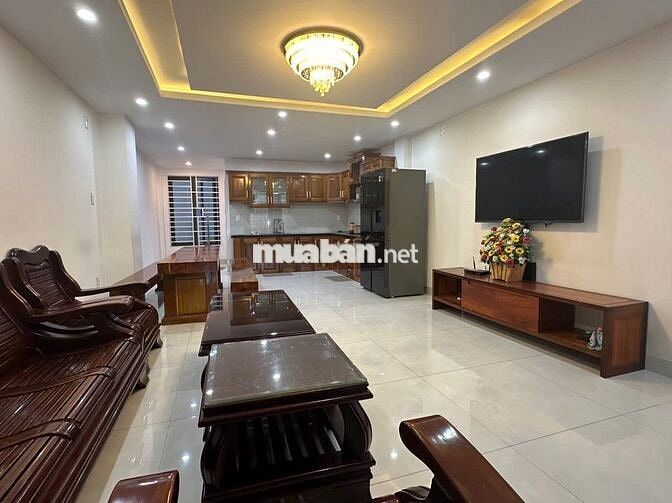 NHÀ ĐẸP 3 TẦNG CÓ GARA OTO ĐƯỜNG 15M KINH DƯƠNG VƯƠNG, GẦN BIỂN.