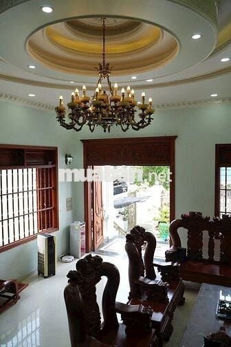 Bán nhà mặt tiền Phú Tân thủ Dầu một Bình Dương