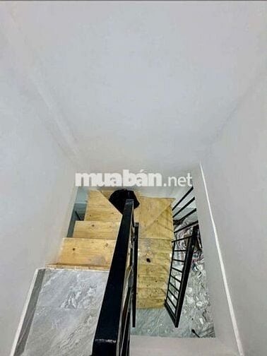 Bán nhà Hậu Giang Quận 6 ngang 2,8m nở hậu 3,7m dài 7,4m giá 3,25 tỷ.