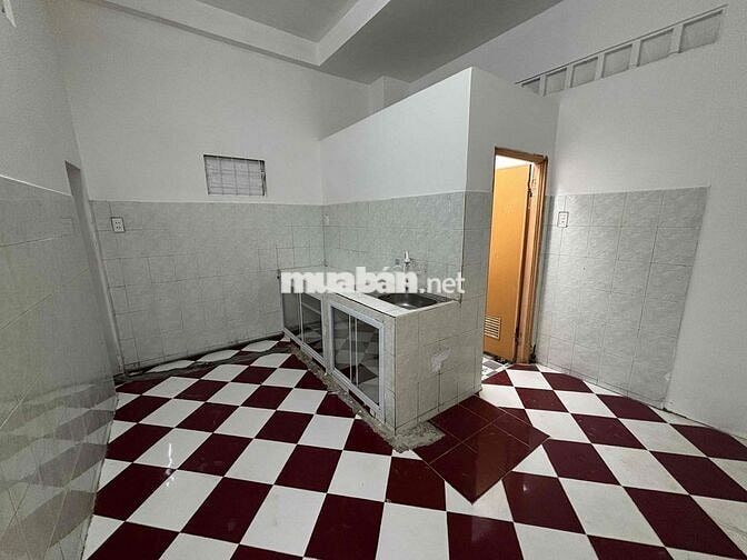 Nhà nguyên căn 2 tầng hẻm xe hơi Bình Thạnh