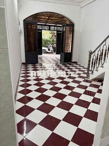 Nhà nguyên căn 2 tầng hẻm xe hơi Bình Thạnh