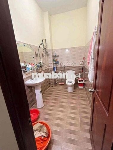 Cho thuê nhà phường bửu long giá 8 triệu full nội thất