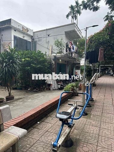 TẬP THỂ QUỲNH MAI - TẦNG 1 - SỔ TO - SÂN VUI CHƠI TRẺ EM - 2 NGỦ 2WC