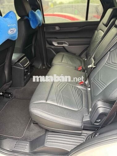 Ford Everest 2023 Titanium 4x4 bao chất