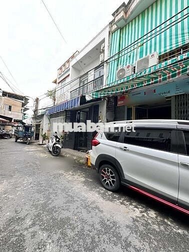 NHÀ ĐÚC 2 TẦNG – ĐƯỜNG XE HƠI 5M – SÁT AEON TÊN LỬA – CHỈ NHỈNH 4 TỶ