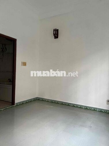 Cho thuê phòng 20m2 tại 43/2A Đặng Lộ , gần Công Viên Lê Thị Riêng