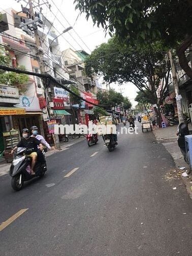 MẶT TIỀN NGUYỄN VĂN LẠC 4X18M GẦN CHỢ THỊ NGHÈ