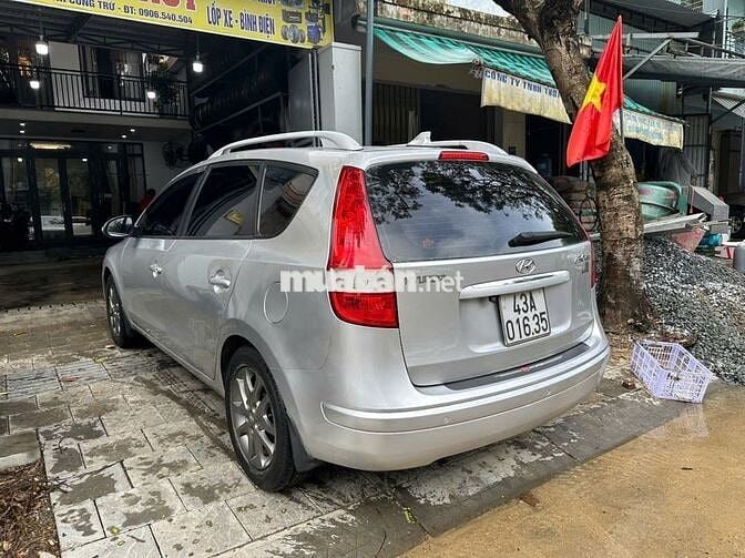 Hyundai i30 2010 CW 1.6 AT - 143 km