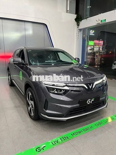 VinFast VF8 2024 S (Kèm pin) - 39 km