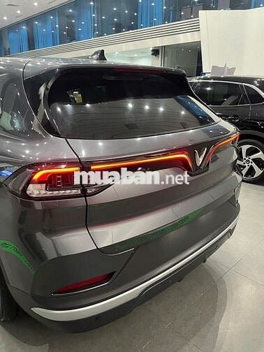 VinFast VF8 2024 S (Kèm pin) - 39 km