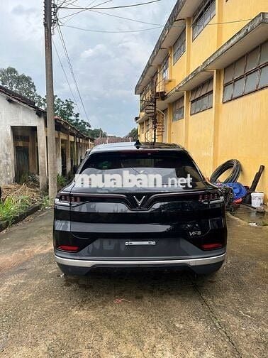 VinFast VF8 2023 Plus - 30000 km