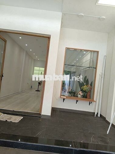 Cho thuê nhà 1 trệt 2 lầu, đối diện trường Trung học cơ sở Trường Thọ