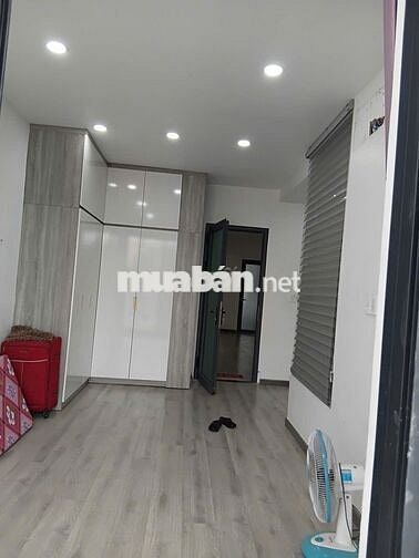 Cho thuê nhà 1 trệt 2 lầu, đối diện trường Trung học cơ sở Trường Thọ