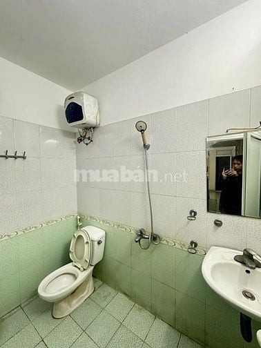 Cho thuê nhà số 19E ngõ 40 Cự Lộc