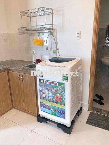 cần cho thuê gấp phòng rộng 30m2 nội thất cơ bản