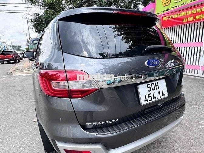 Ford everest 2019 titanium siêu đẹp
