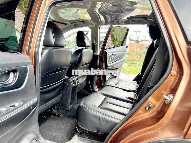 Nissan X-Trail 2017 Nâu đồng