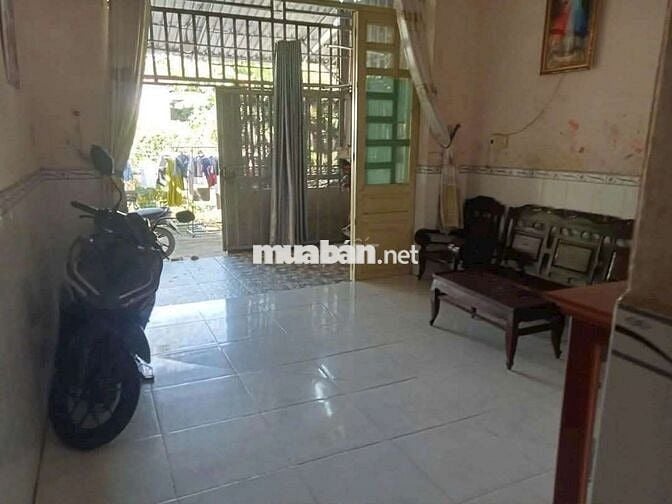 Nhà cấp 4 Cạnh Bến xe Củ Chi, 5x21=105m2, xây kiên cố, SHR, 1 tỷ 130