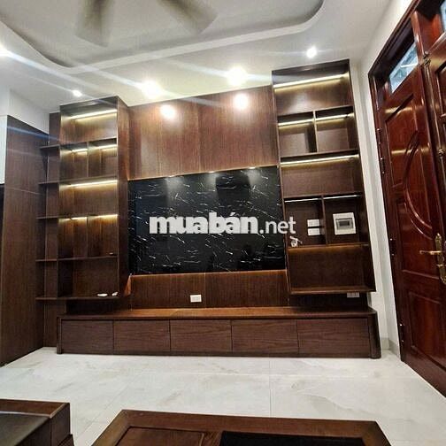 NGON BỔ RẺ - BÁT KHỐI VỊ TRÍ ĐẮC ĐỊA - Ô TÔ ĐỖ CỬA NHÀ - FULL NỘI THẤT