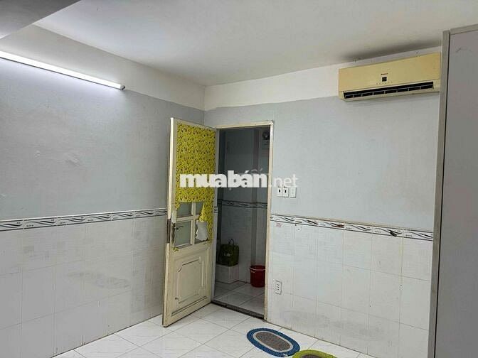 Phòng trọ đường Hoàng Hoa Thám, Tân Bình