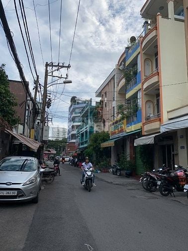 NHÀ DT LỚN 16x17 - HẺM 78 CHỈ CÁCH MẶT TIỀN BÀ HOM 50M