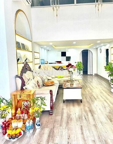 SIÊU PHẨM NHÀ MỚI MẶT TIỀN ỐP KÍNH 39A Đ. Nguyễn Trọng Tuyển, P10, PN