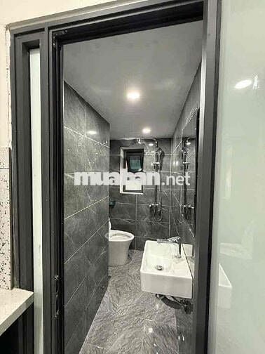 🌿 TẬP THỂ TẦNG 2 – PHỐ NGUYỄN CÔNG TRỨ