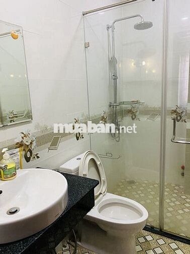 Căn góc không lộ giới hẻm 8m sát MT, 5 tầng sẵn 8PN full HĐT 55tr/th