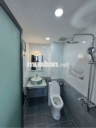 Cho thuê nhà nguyên căn.Đường Nguyễn Thượng Hiền.Phường 1. Quận Gò Vấp