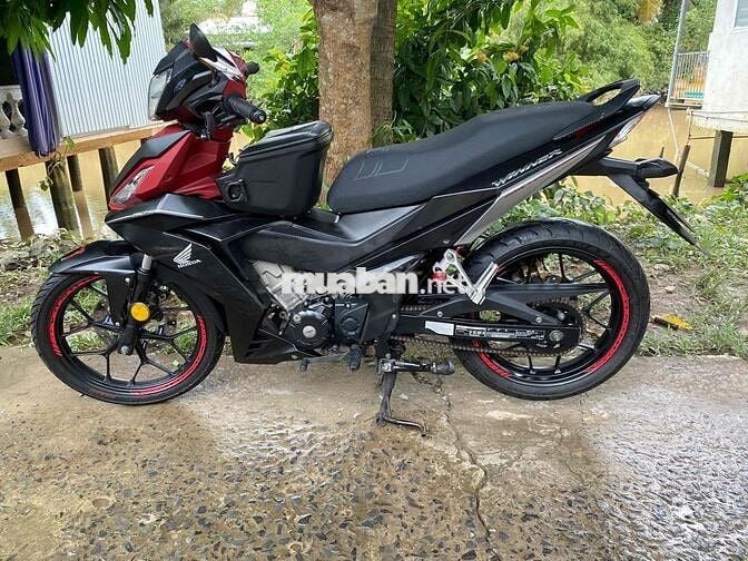 winer v1 bs 61 xe còn khá mới đồng hồ 30 ngàn km