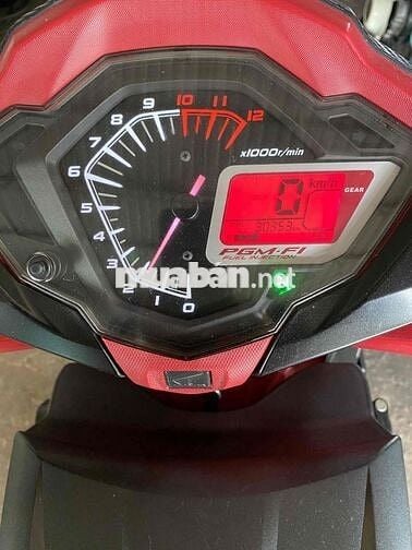 winer v1 bs 61 xe còn khá mới đồng hồ 30 ngàn km