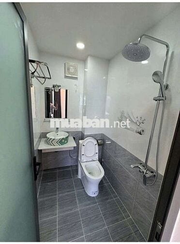 Cho thuê nhà nguyên căn.Đường Nguyễn Thượng Hiền.Phường 1. Quận Gò Vấp